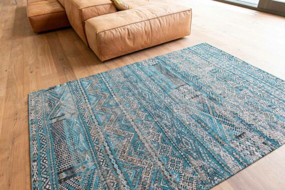 Louis De Poortere tappeto LX 9110 Antiquarian Kilim Zemmuri Blue interior 6
